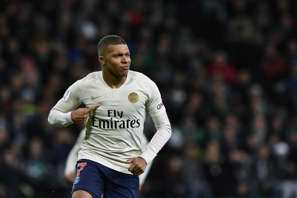 维尔茨本场数据：1次助攻，4次关键传球，2次抢断，1次射门